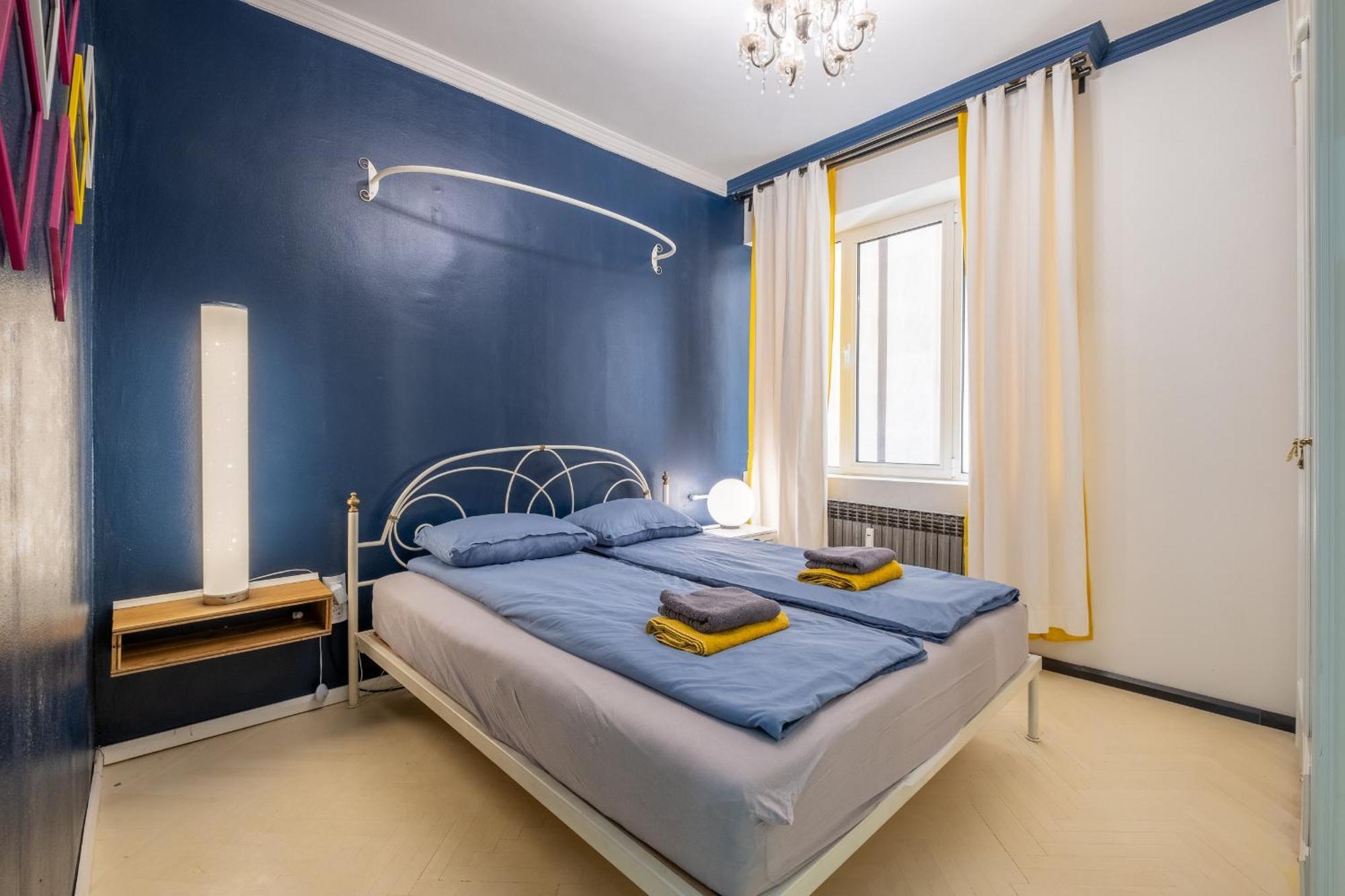 Modern , Spacious 2Br Apartment In Top Center София Экстерьер фото