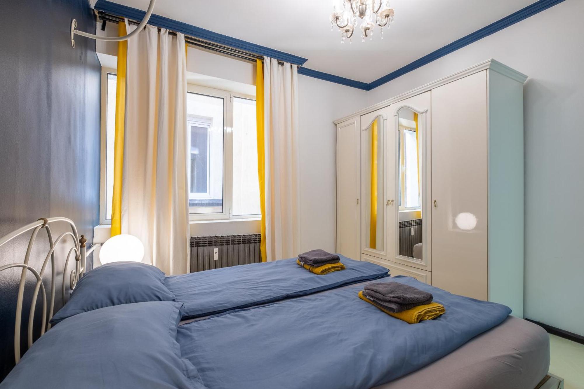 Modern , Spacious 2Br Apartment In Top Center София Экстерьер фото